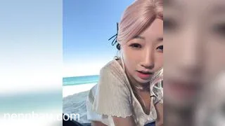 Gái xinh vú to tròn lồn múp ra biển ngôi live sex dâm đãng siêu hot