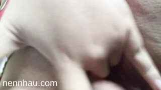 Bé rau non 2ka8 bím múp hồng non tơ tự quay clip móc lồn gửi a xem cực ngon