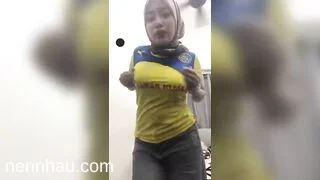 Chị họ bú to tròn khủng khoe hàng trên live cho trai xem p1 cực đỉnh