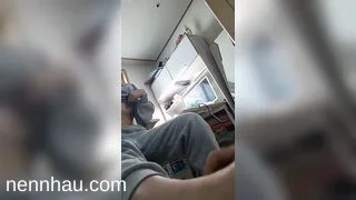 Bố dượng dâm khốn nạn gạ con gái xinh ngây thơ sang phòng bắt show vú sục cặc búcu #3 full HD không che