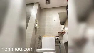 Gái dâm vừa bán hàng vừa live sex thủ dâm trong của hàng dâm đãng kích thích phần 2 cực hot