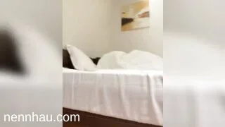 Cô em xinh gái dâm tự sướng phê ác bắn nước lồn ra đỉnh của đỉnh