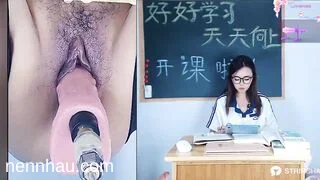 Sinh viên Năm 2, Vừa học bài Vừa Bị Lút Cán Lồn rậm lông mình dây live sex rên rỉ mới nhất hôm nay