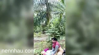 Siêu phẩm RỦ BÀ CHỊ CÔNG NHÂN PULIC NGOẠI TÌNH NGOÀI VƯỜN CÂY